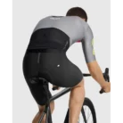 assos-equipe-rs-s11-made-in-future-2-229053-f-sk7-w780-h554_6.webp