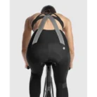 assos-uma-gt-eisenherz-ultraz-winter-s11-2-233115-f-sk7-w780-h554_6.webp